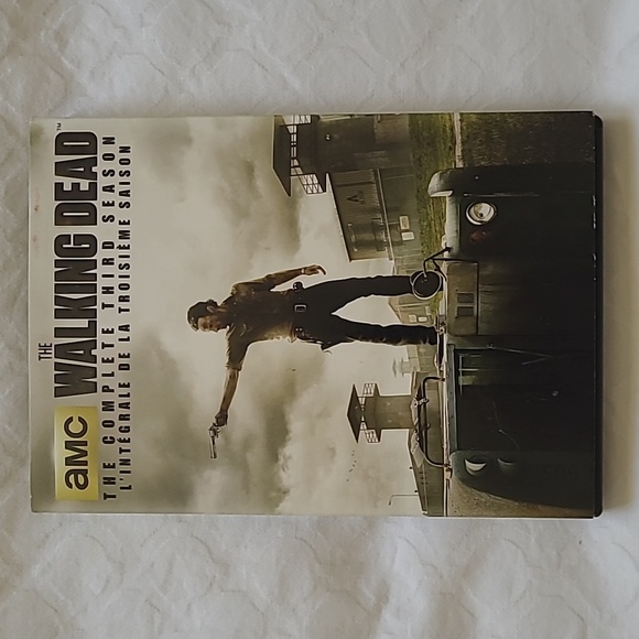 WALKING DEAD DVDs Seasons 1, 2 & 3 - Picture 10 of 14